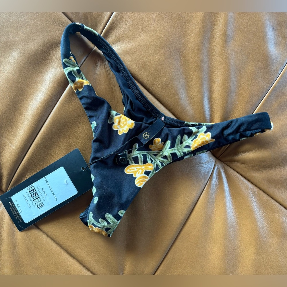 Vix Flower Amber thong bikini swimsuit bottom. Size extra small.